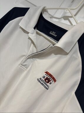UNDER ARMOUR Auburn Football 2010 National Champions  Polo Shirt